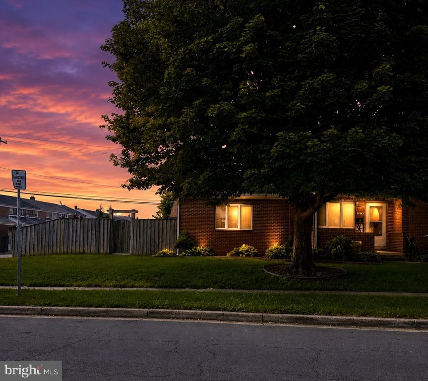 2731 MOORGATE RD, Baltimore, MD 21222