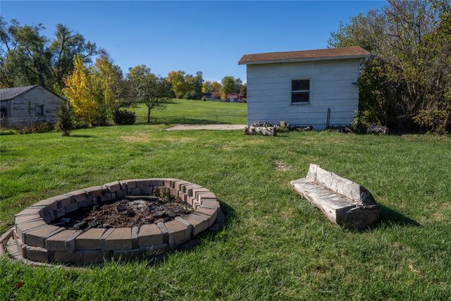 607 E 14th Street S, Newton, IA 50208