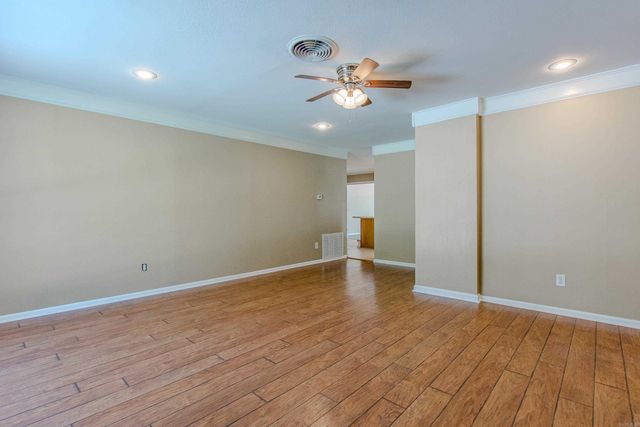 2205 W Lakeview Drive, Benton, AR 72015