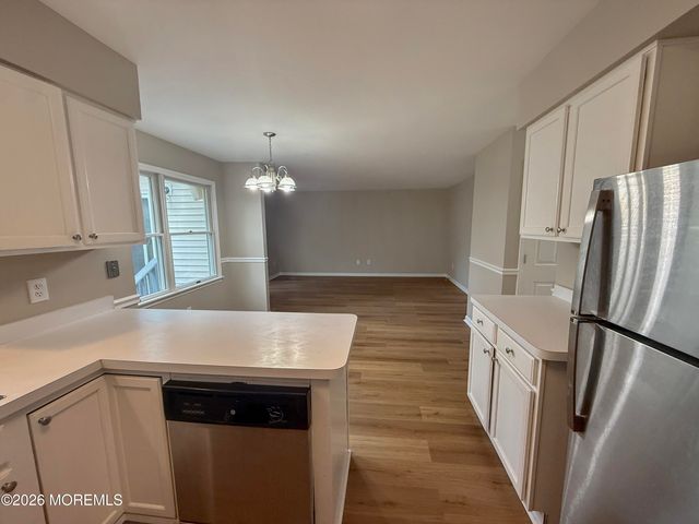 112 Lubbers Lane, Manahawkin, NJ 08050