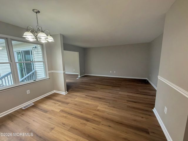 112 Lubbers Lane, Manahawkin, NJ 08050