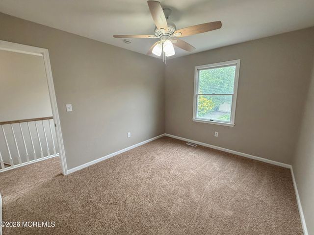 112 Lubbers Lane, Manahawkin, NJ 08050