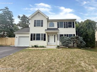 112 Lubbers Lane, Manahawkin, NJ 08050