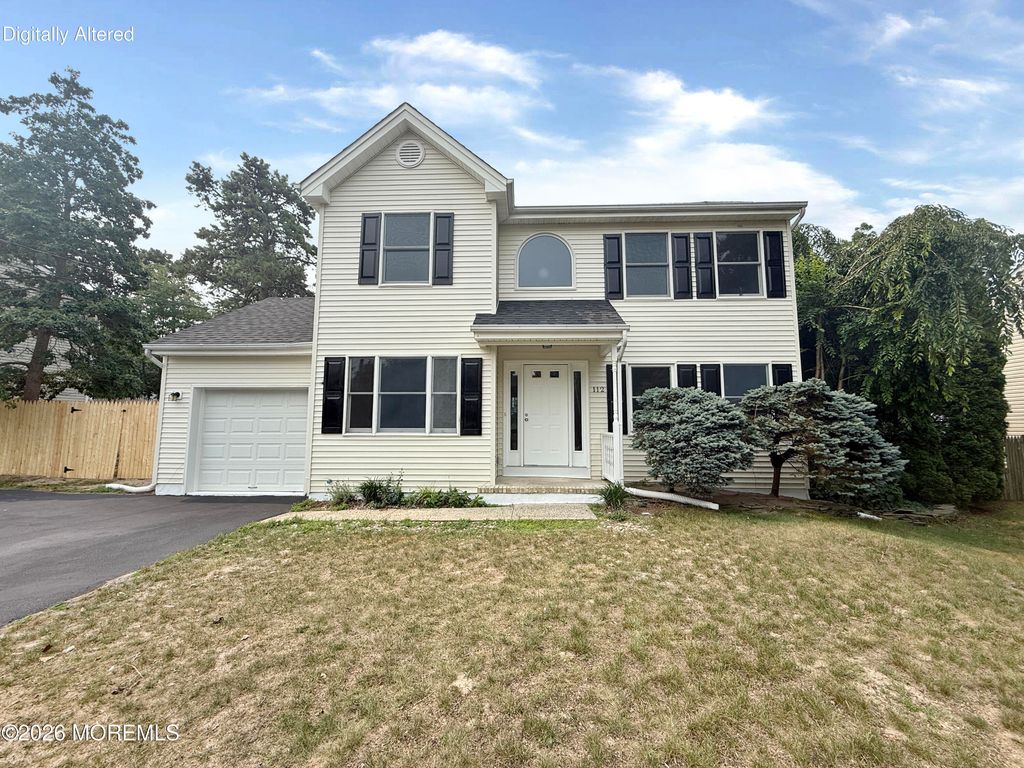 112 Lubbers Lane, Manahawkin, NJ 08050