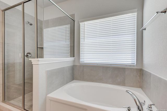 492 Nopal Hills, San Antonio, TX 78253