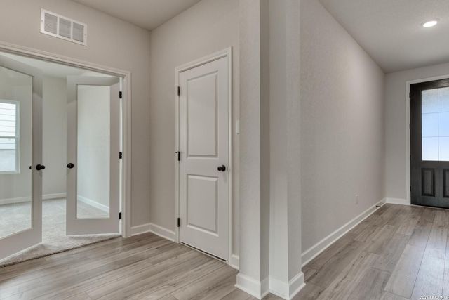 492 Nopal Hills, San Antonio, TX 78253