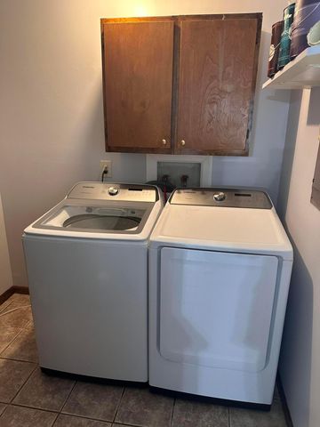 388 Gamewood Drive, Columbus, OH 43230