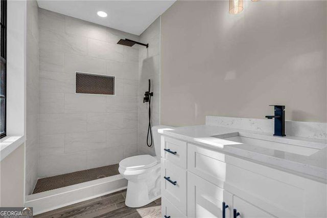 8949 Raven Drive, Jonesboro, GA 30238