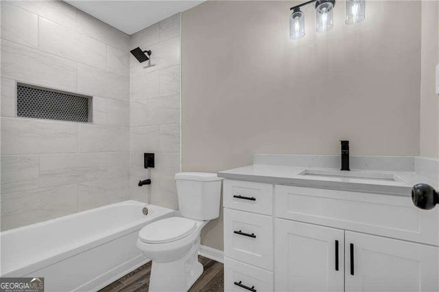 8949 Raven Drive, Jonesboro, GA 30238