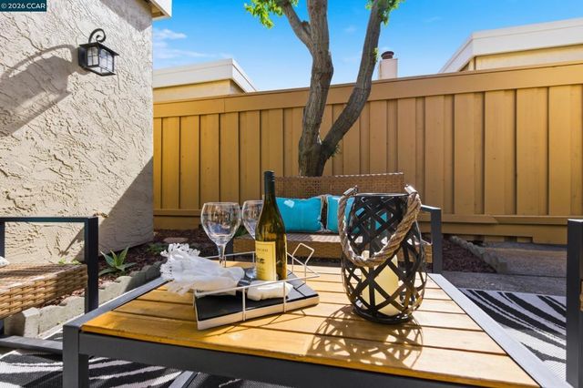 1640 Candelero Ct, Walnut Creek, CA 94598