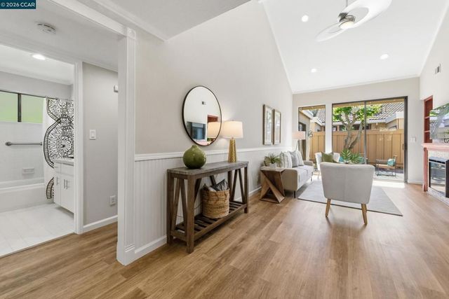 1640 Candelero Ct, Walnut Creek, CA 94598