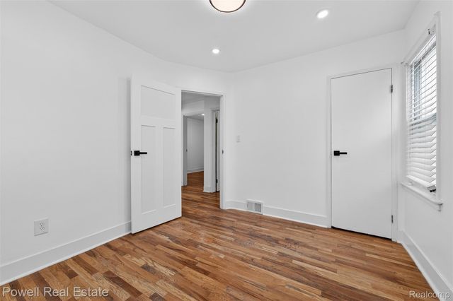 20491 Sumner, Redford Charter Township, MI 48240