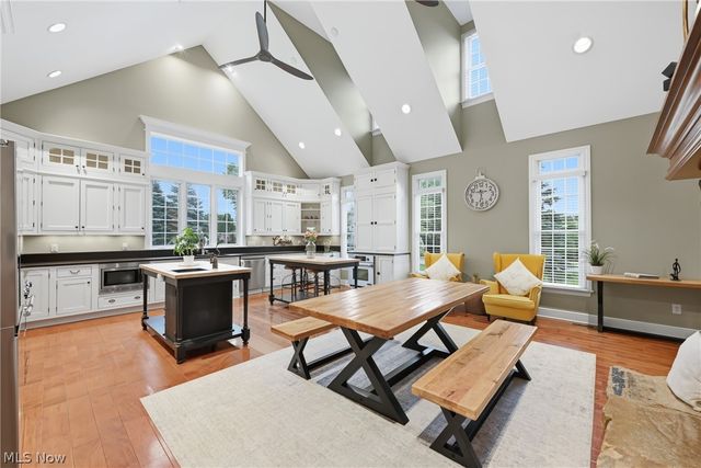 3840 Belle Terreno Way, Canfield, OH 44406