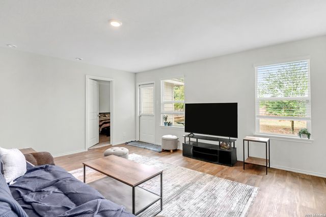 15327 Shortwing, San Antonio, TX 78253