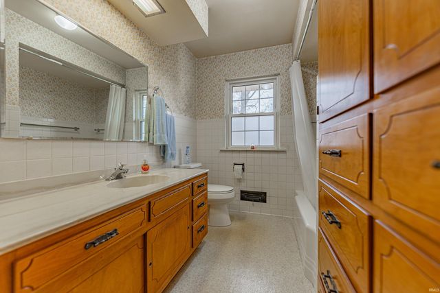 2807 N Red Bank Road, Evansville, IN 47720