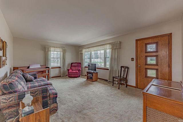 2807 N Red Bank Road, Evansville, IN 47720