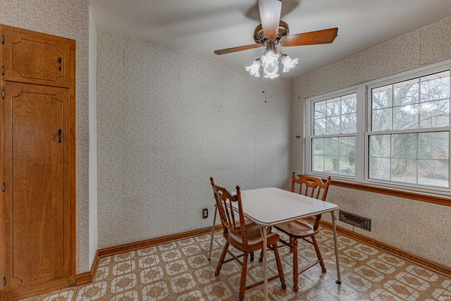 2807 N Red Bank Road, Evansville, IN 47720