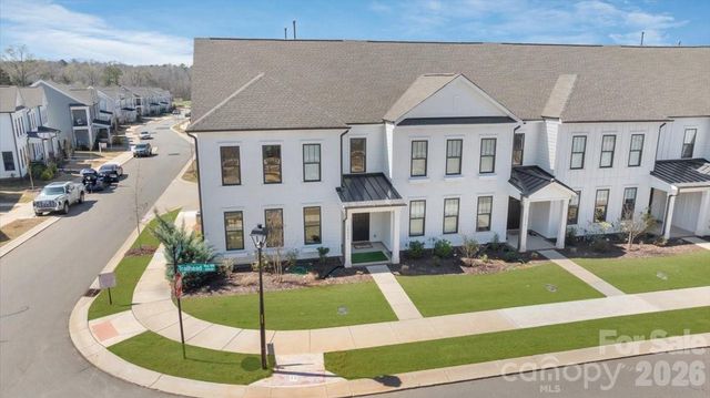 10032 Trailhead Way NW, Huntersville, NC 28078