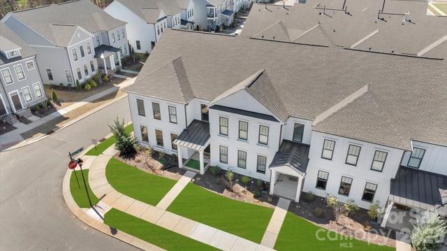 10032 Trailhead Way NW, Huntersville, NC 28078