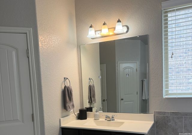 11327 DECIDEDLY, San Antonio, TX 78245