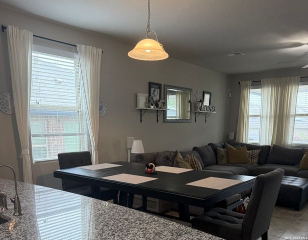11327 DECIDEDLY, San Antonio, TX 78245
