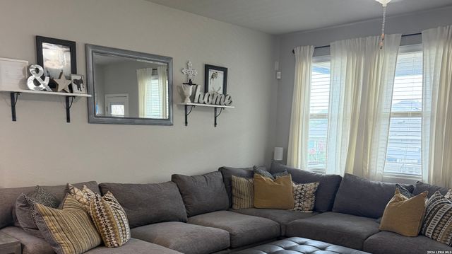 11327 DECIDEDLY, San Antonio, TX 78245