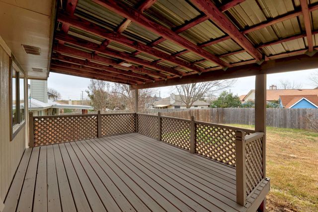 214 Crystal Knoll BLVD, Georgetown, TX 78626