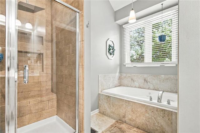 1115 N Glenview Avenue, Independence, MO 64056
