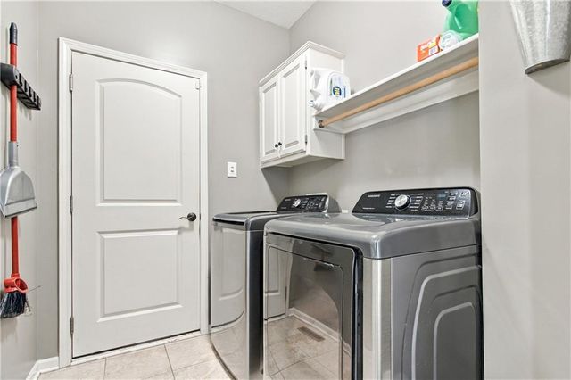 1115 N Glenview Avenue, Independence, MO 64056