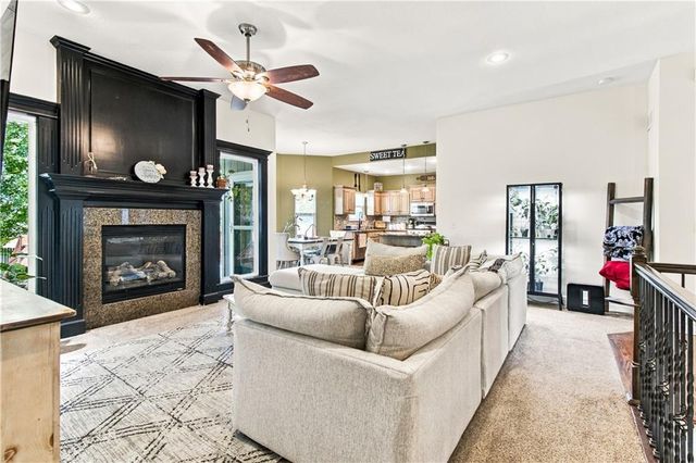 1115 N Glenview Avenue, Independence, MO 64056