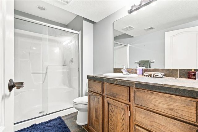 1115 N Glenview Avenue, Independence, MO 64056