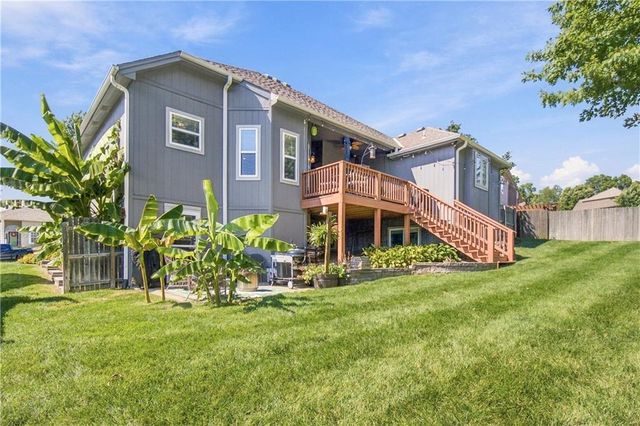 1115 N Glenview Avenue, Independence, MO 64056