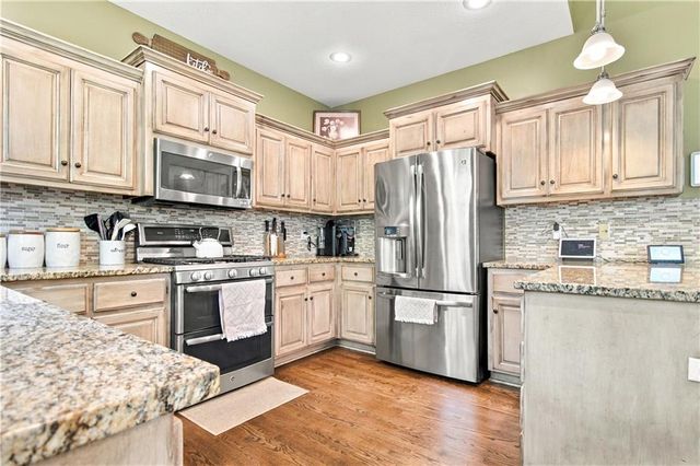 1115 N Glenview Avenue, Independence, MO 64056