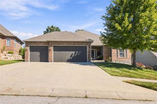 1115 N Glenview Avenue, Independence, MO 64056