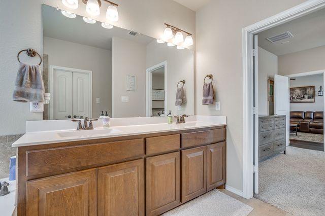 1428 Doe Meadow Drive, Fort Worth, TX 76028