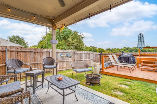 1428 Doe Meadow Drive, Fort Worth, TX 76028