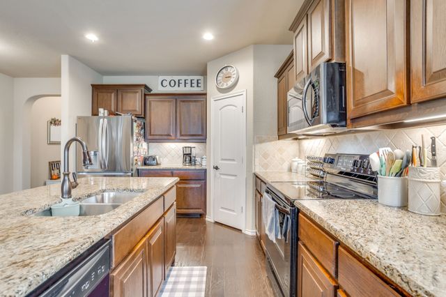 1428 Doe Meadow Drive, Fort Worth, TX 76028