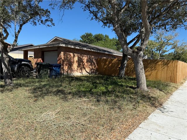 4122 Bascule Dr, Corpus Christi, TX 78416