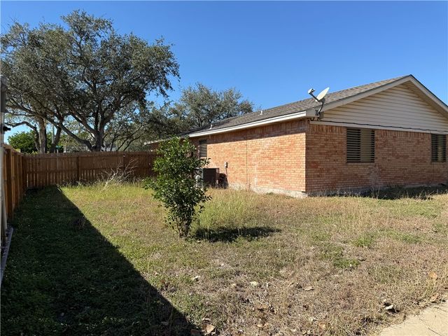 4122 Bascule Dr, Corpus Christi, TX 78416