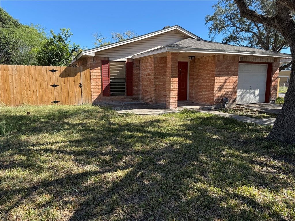 4122 Bascule Dr, Corpus Christi, TX 78416