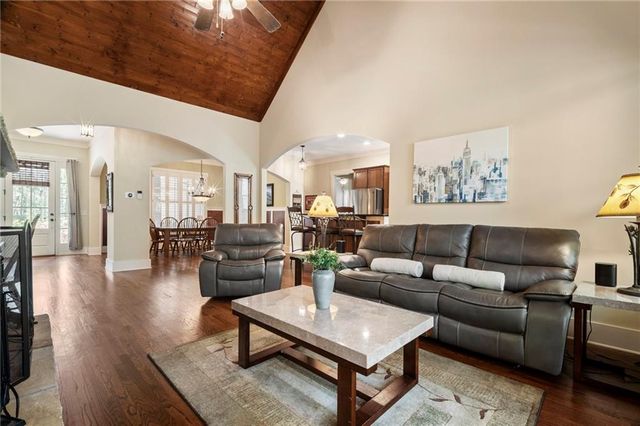 16 Osi Way, Big Canoe, GA 30143