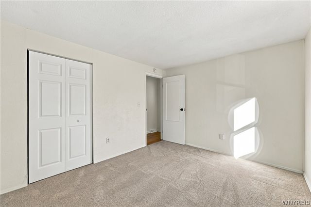 108 West Toulon Drive, Cheektowaga, NY 14227