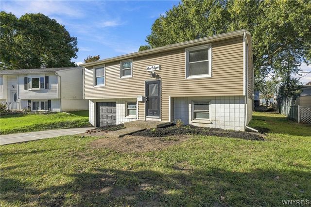108 West Toulon Drive, Cheektowaga, NY 14227