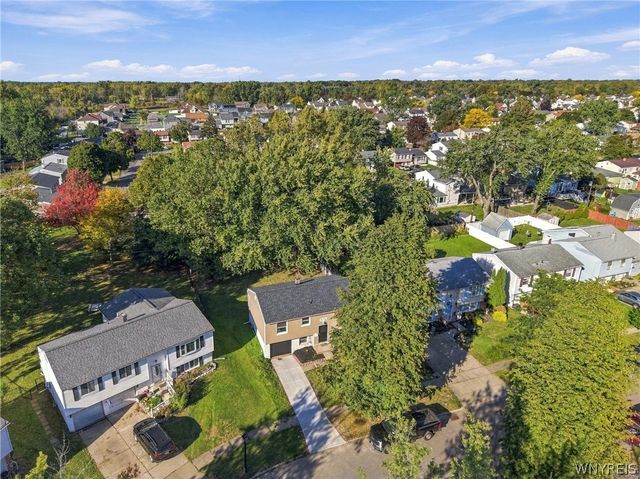 108 West Toulon Drive, Cheektowaga, NY 14227