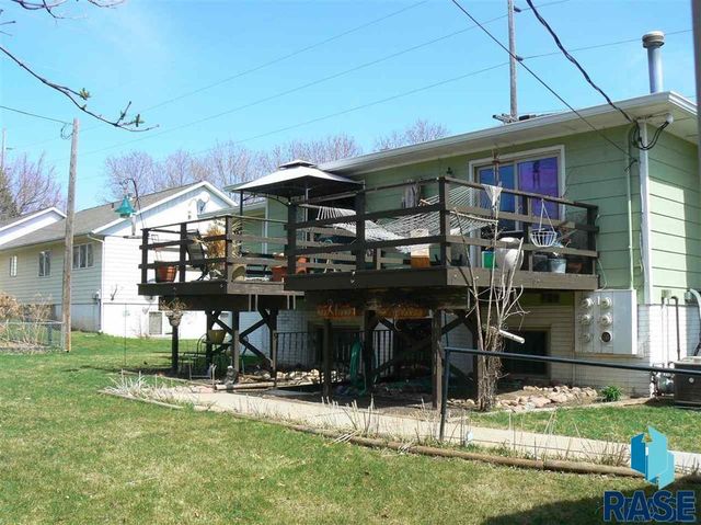 3005 S Cliff Ave Avenue, Sioux Falls, SD 57105