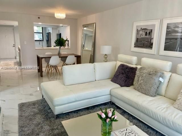 1266 S Military Trl 514, Deerfield Beach, FL 33442