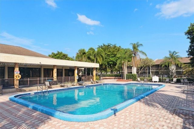 1266 S Military Trl 514, Deerfield Beach, FL 33442