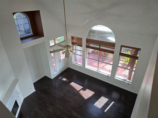 1516 Fallcreek Court, Allen, TX 75002