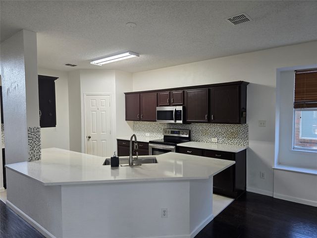 1516 Fallcreek Court, Allen, TX 75002