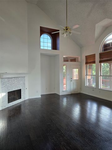 1516 Fallcreek Court, Allen, TX 75002